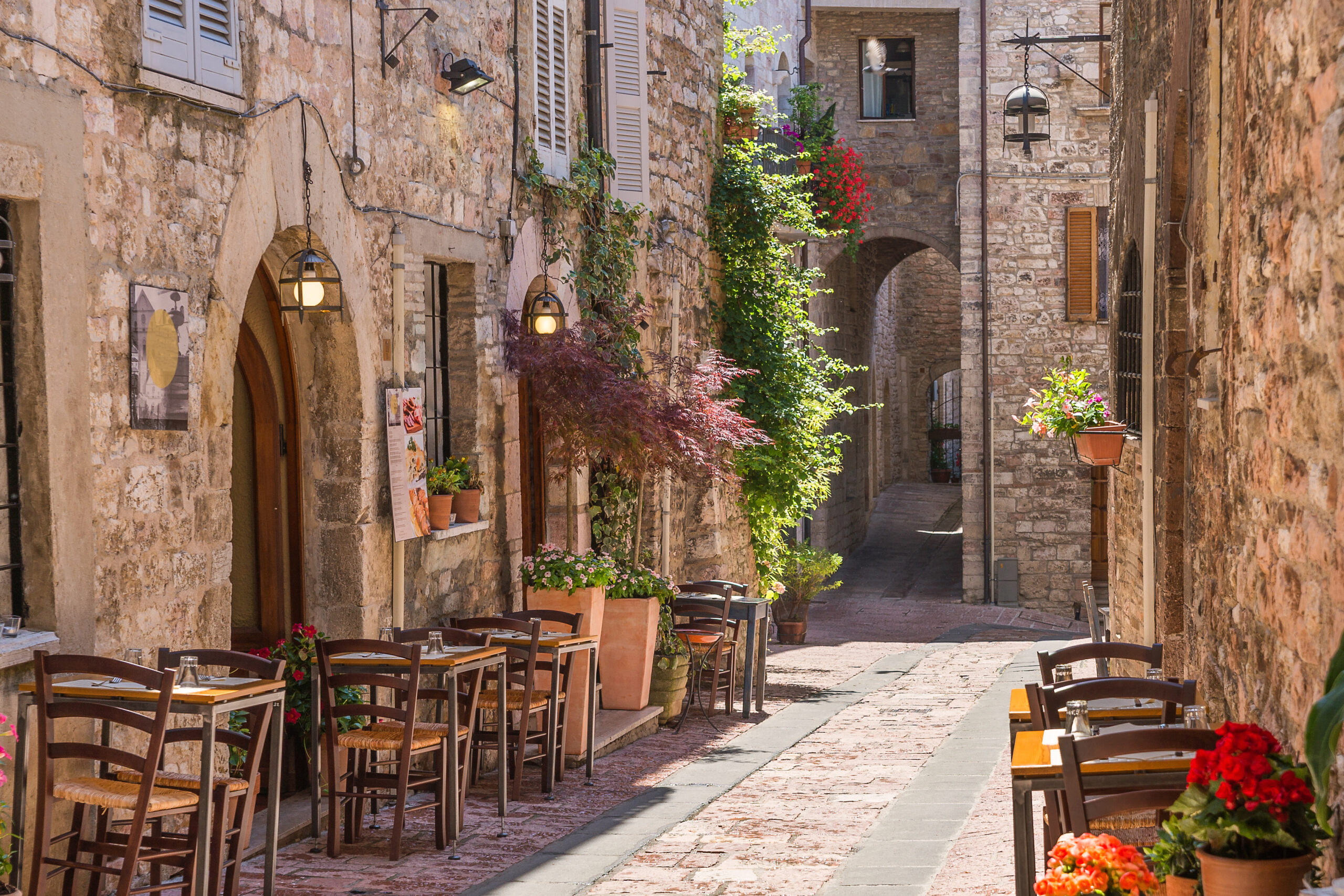 Tipico ristorante italiano nel vicolo storico